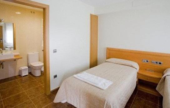 Amolls Restaurant I Habitacions Olot Oda fotoğraf